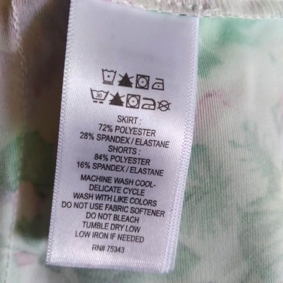 Tommy Bahama printed Flounce ruffle hem Golf skirt skort, size XL - Picture 7 of 8